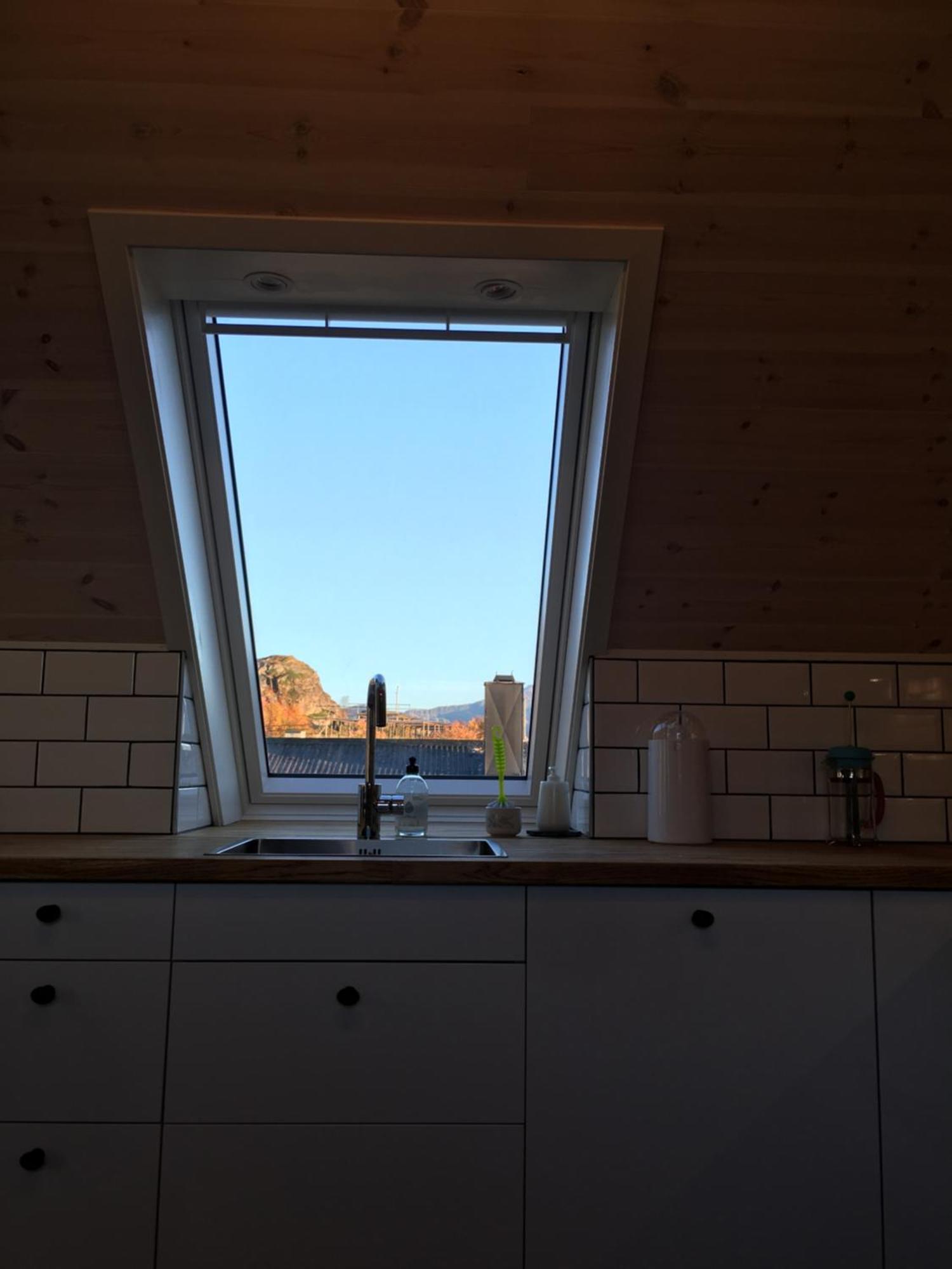 Lofoten Sea Lodge Sennesvik Exterior foto